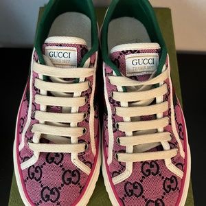 Gucci sneakers